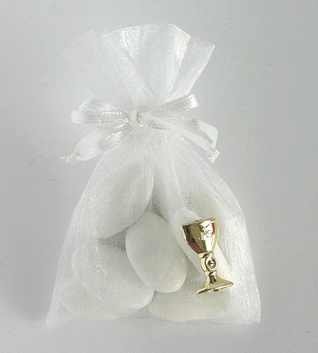 cadeau invité mariage en blanc sachet dragée organdi