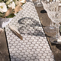 Chemin de Table Fleur Dentelle