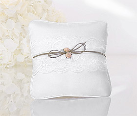 Coussin Porte Alliances Mariage Dentelle Ficelle Vintage