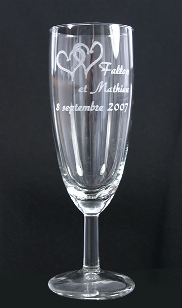 Flutes à Champagne Gravées Prénoms Mariage