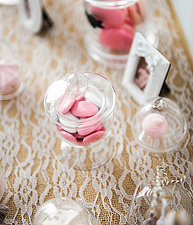 Decoration de table jute et dentelle