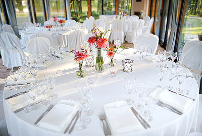 Decoration de table mariage blanc