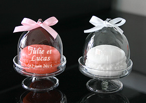 Savon Macaron avec Cloche en Pvc