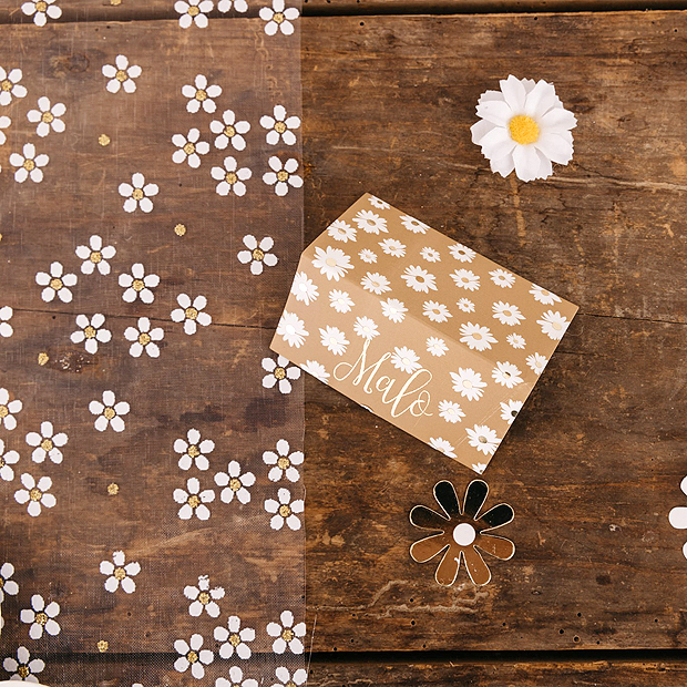 Chemin De Table- Organza - Baptême-Or – La Boite à Dragées