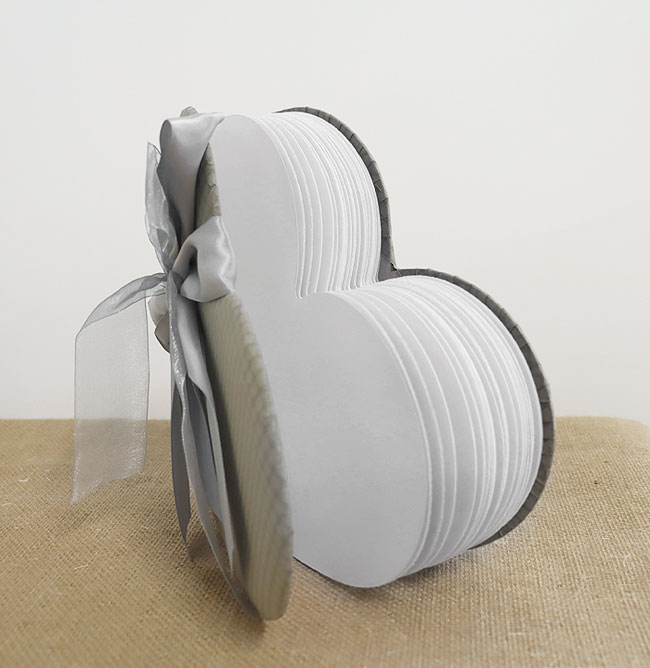 Livre d'Or Mariage Forme Coeur Gris Pages Blanches