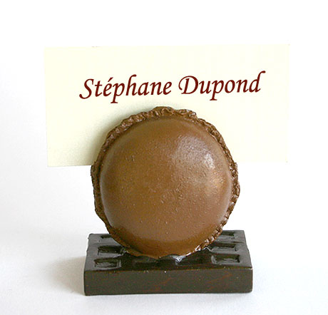 Belle Imitation Macaron Résine Chocolat Marque Place Invité
