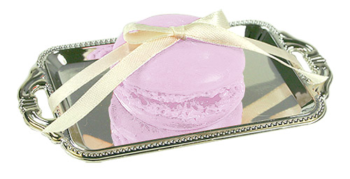 Savons Macarons sur Plateau Métallisé