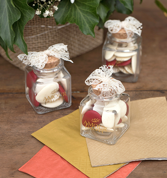 TIRE-BOUCHON ET BOUCHON DE LIÈGE POUR LES MARIÉS, DRAGÉES DE MARIAGE, BOÎTE  DE RANGEMENT DE